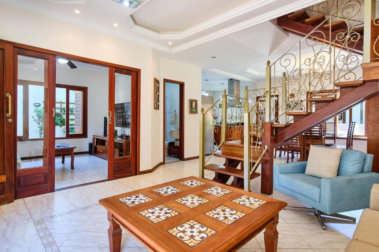 Casa Petunia Com Ar E Piscina Perto Do Centro Villa Paraty Luaran gambar